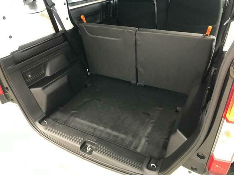 N-VAN