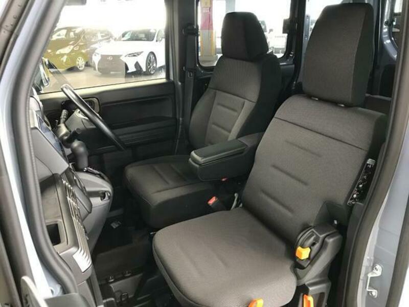N-VAN