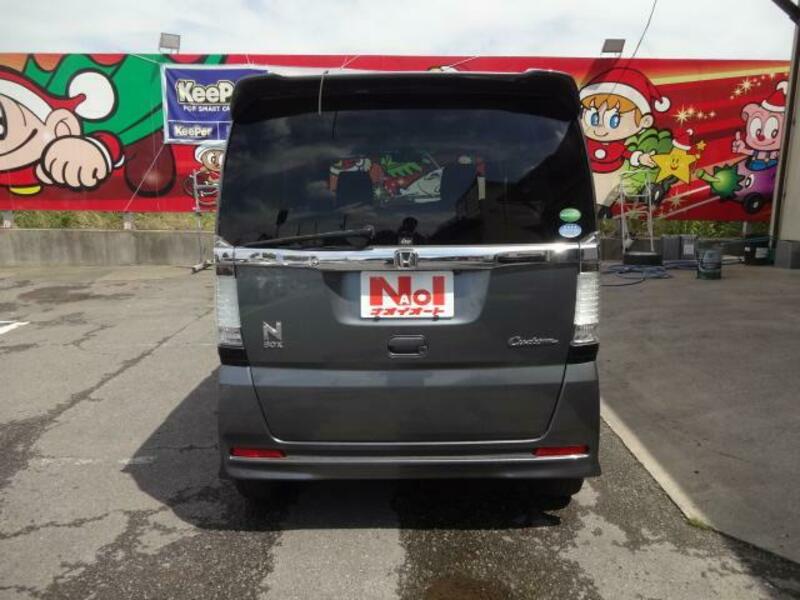 N BOX CUSTOM