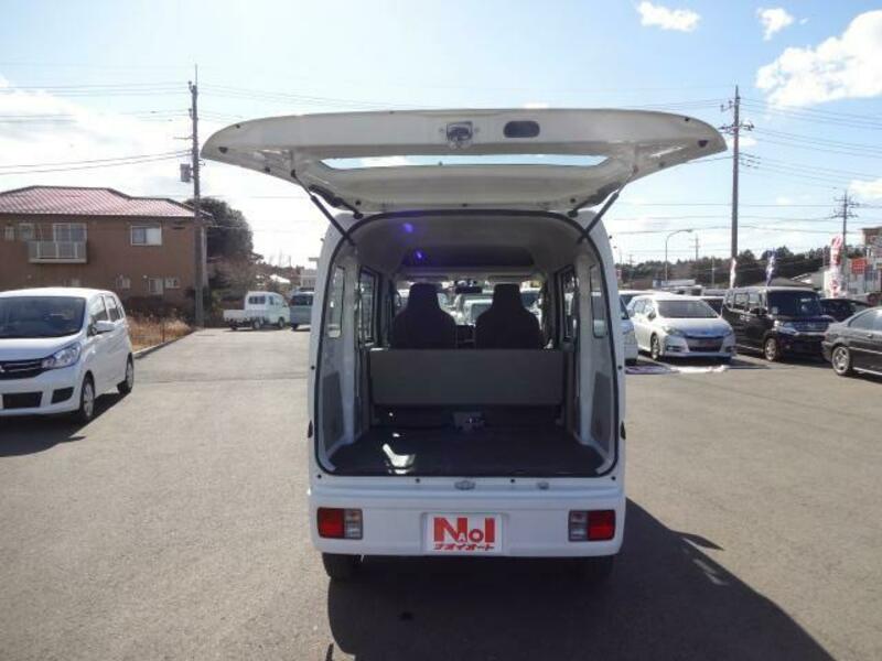 MINICAB VAN