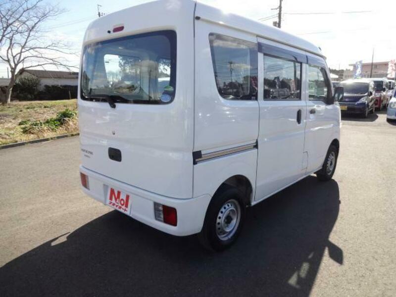 MINICAB VAN
