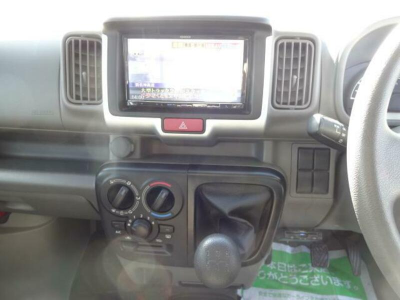 MINICAB VAN