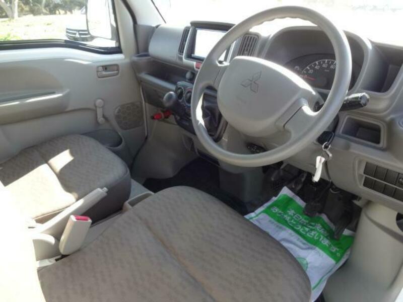 MINICAB VAN