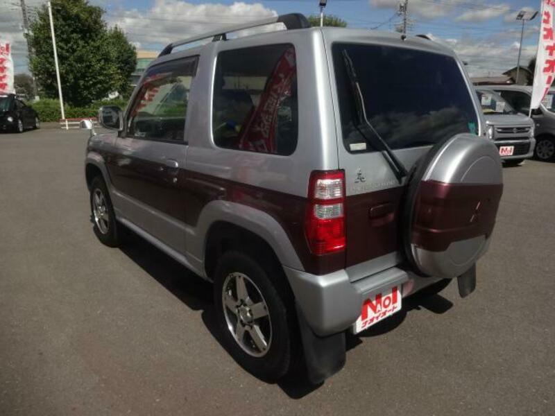PAJERO MINI