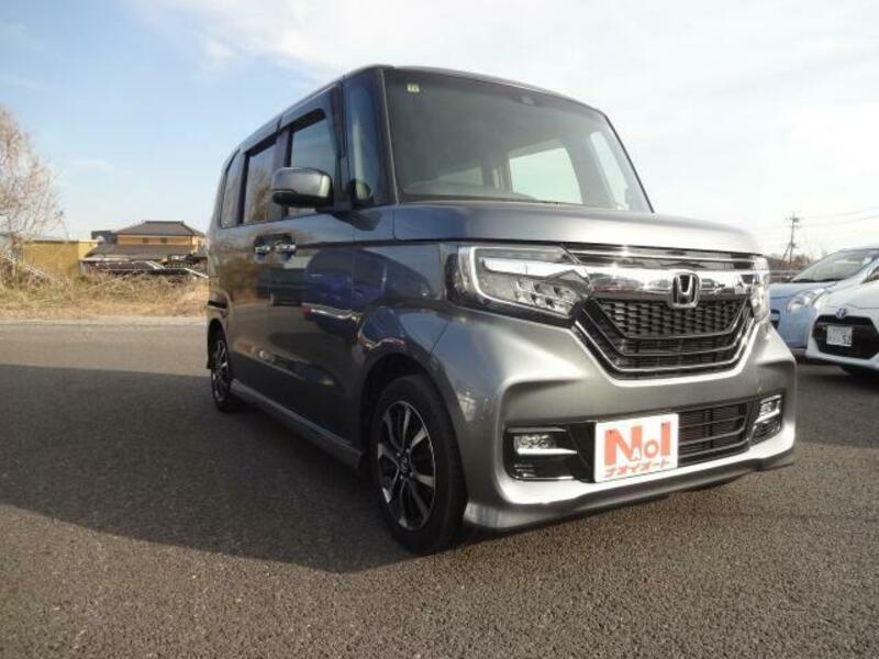 N BOX CUSTOM
