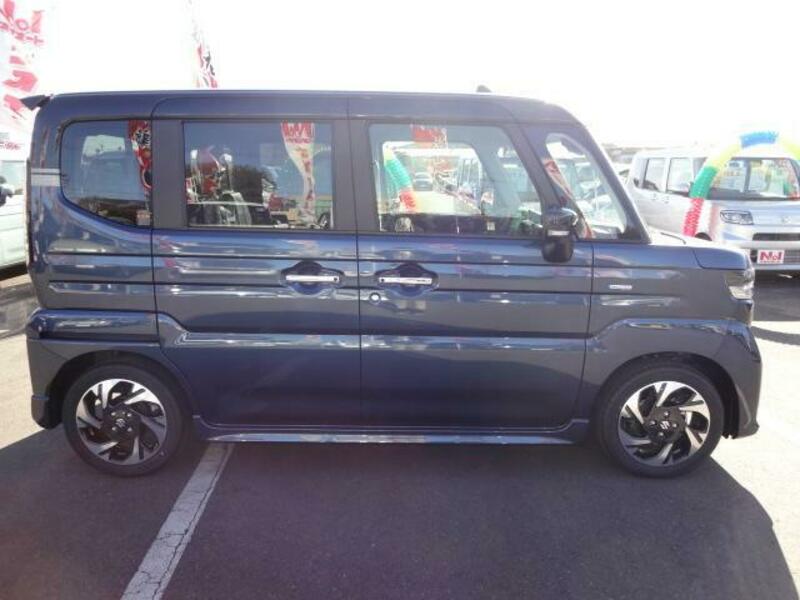 SPACIA CUSTOM