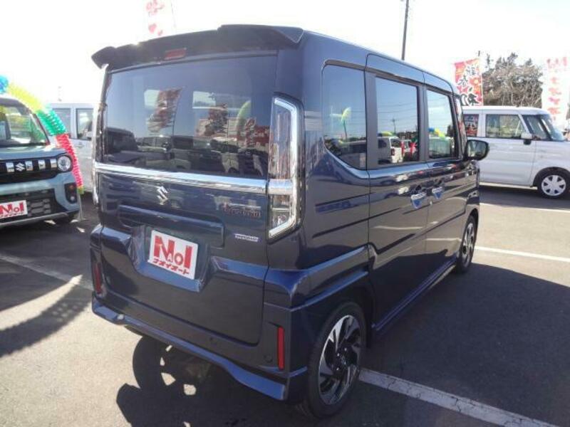 SPACIA CUSTOM