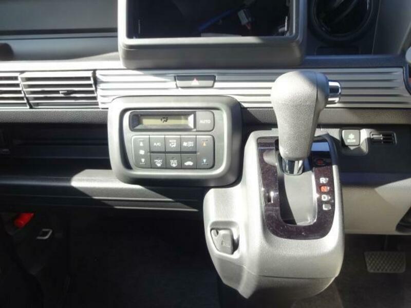 N-VAN