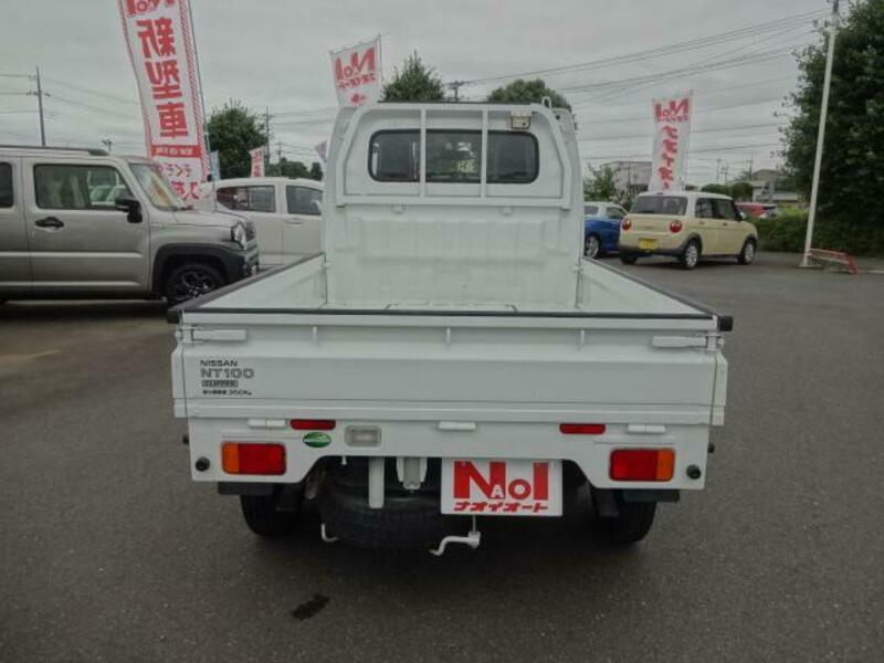 CLIPPER TRUCK