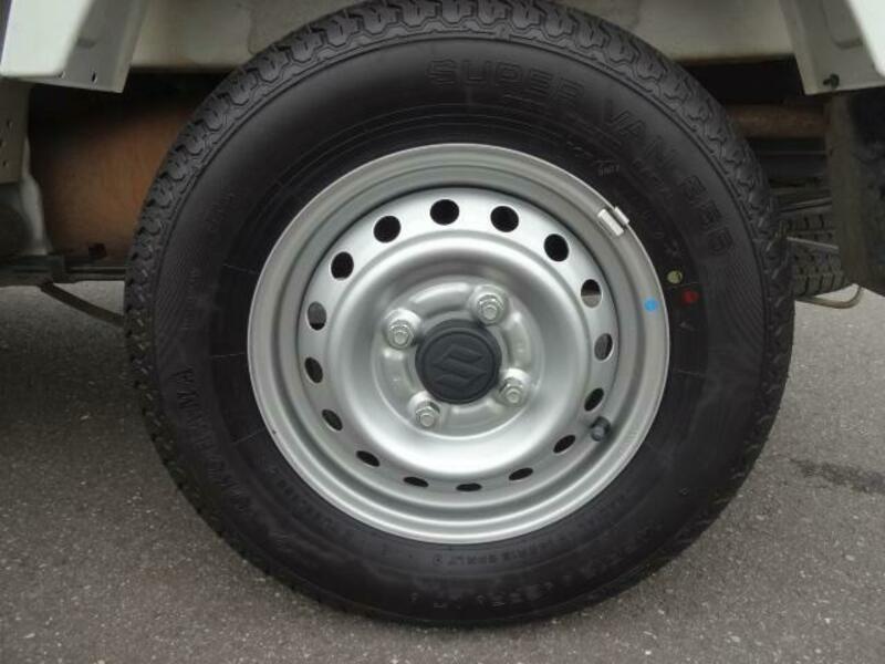 CLIPPER TRUCK