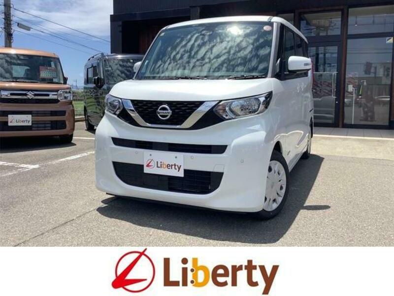 NISSAN ROOX