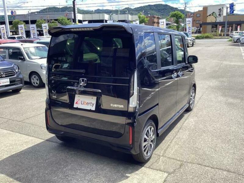 N BOX CUSTOM