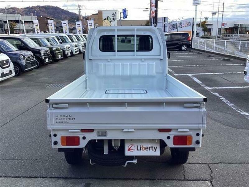 CLIPPER TRUCK