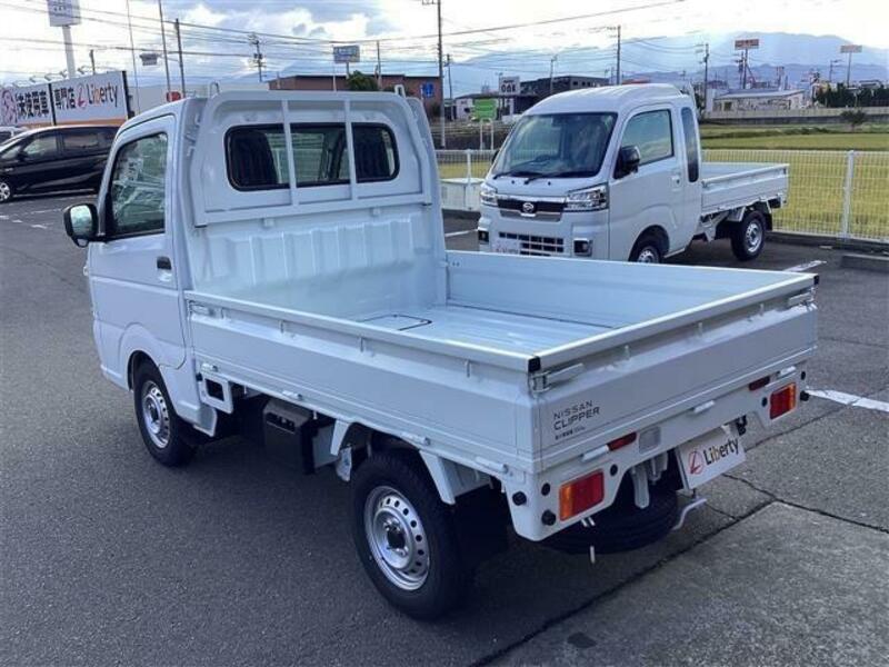 CLIPPER TRUCK