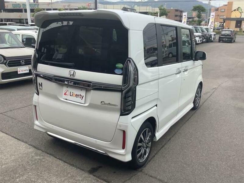 N BOX CUSTOM