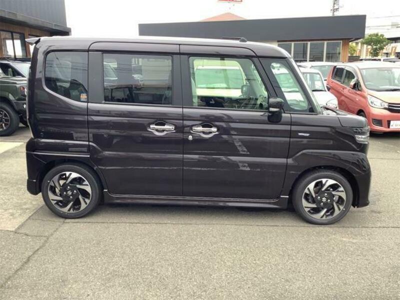 SPACIA CUSTOM