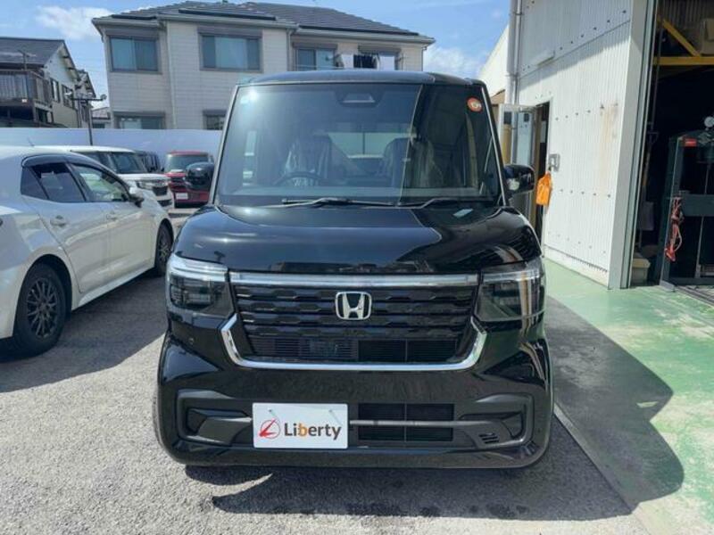 N BOX CUSTOM