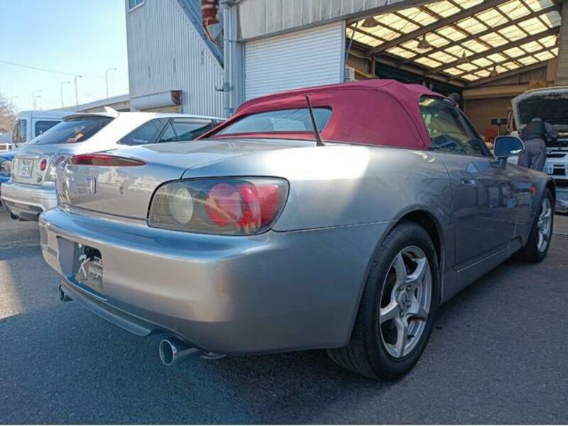 S2000