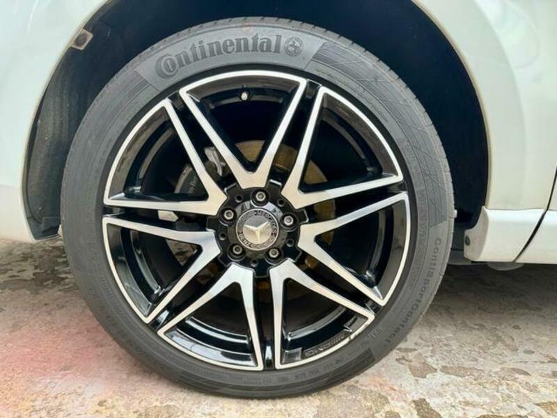 V-CLASS
