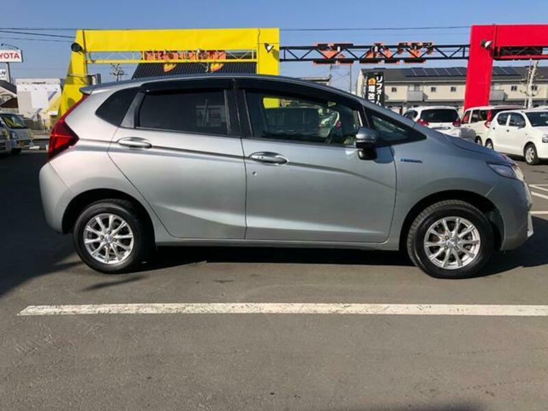FIT HYBRID
