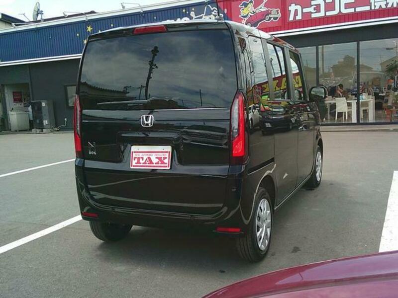 N BOX