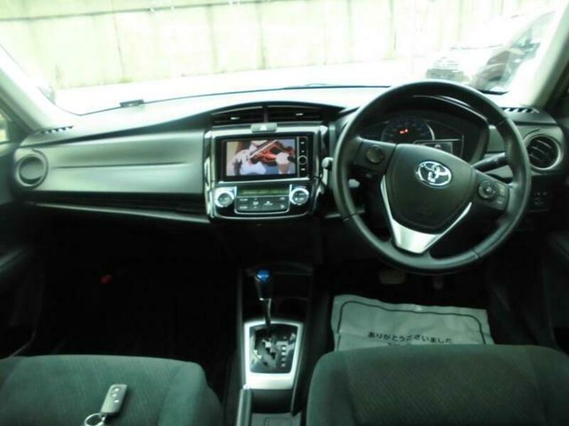 COROLLA AXIO