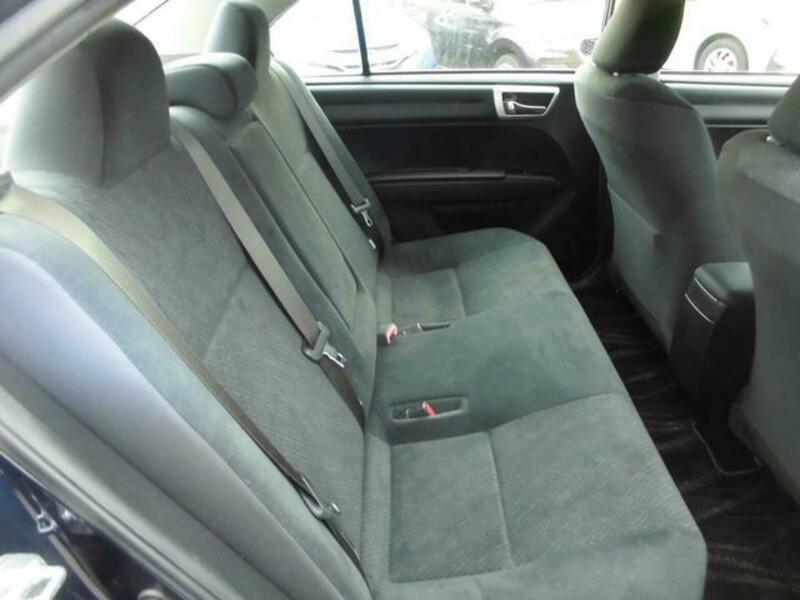 COROLLA AXIO