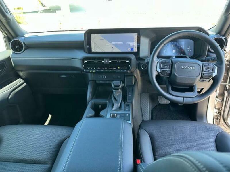 LAND CRUISER 250