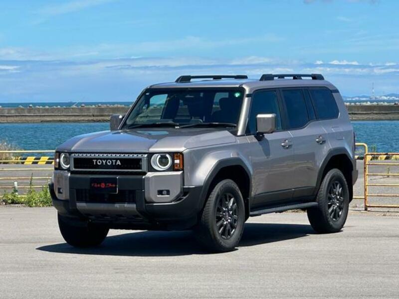 TOYOTA LAND CRUISER 250