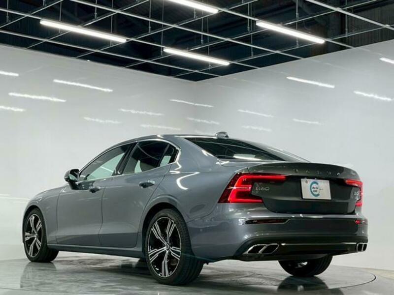 S60