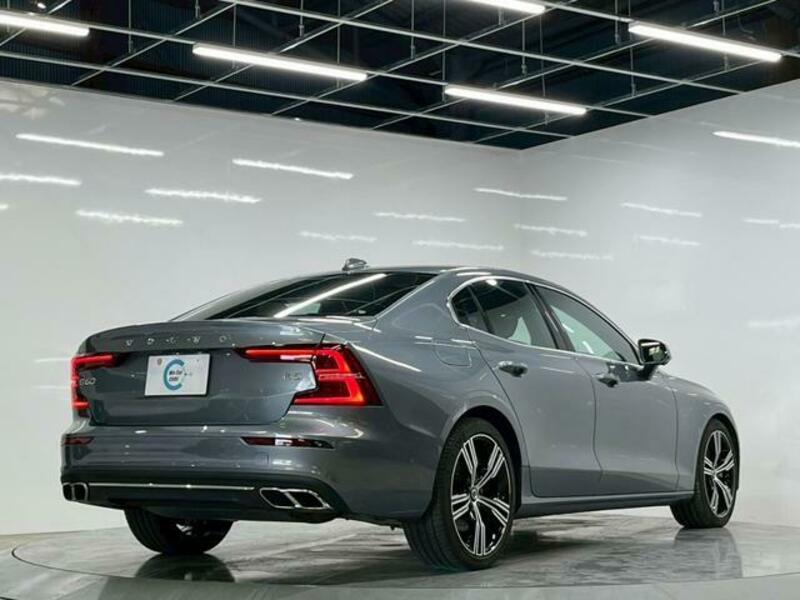 S60