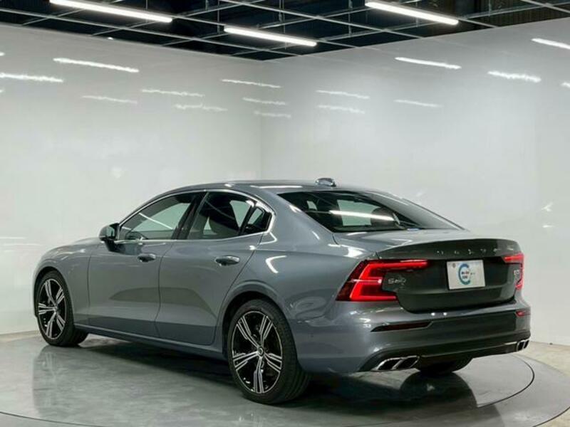 S60