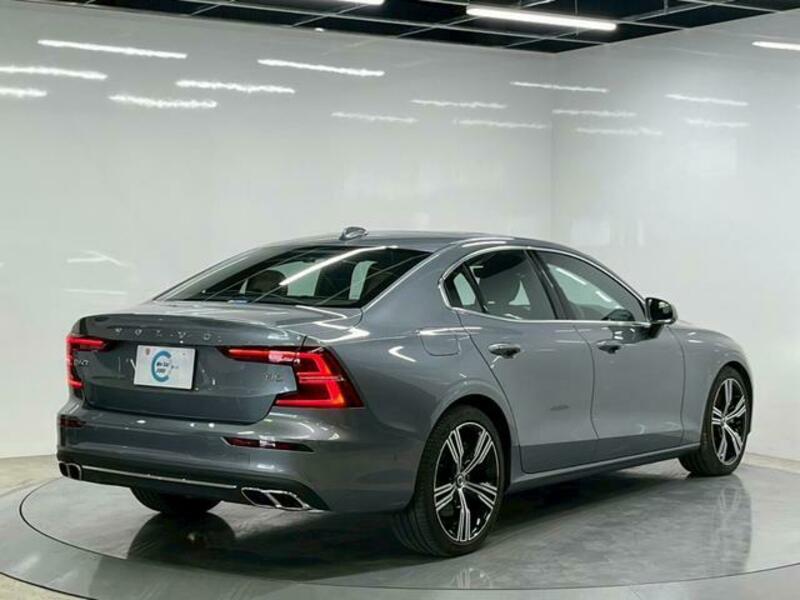 S60