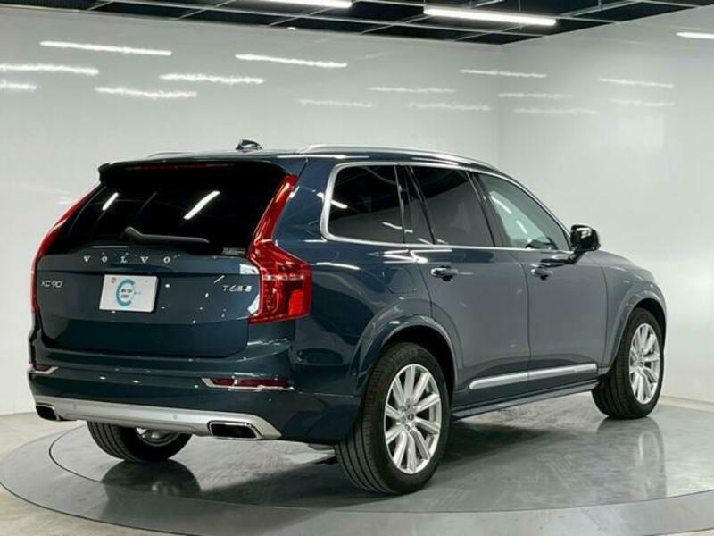 XC90