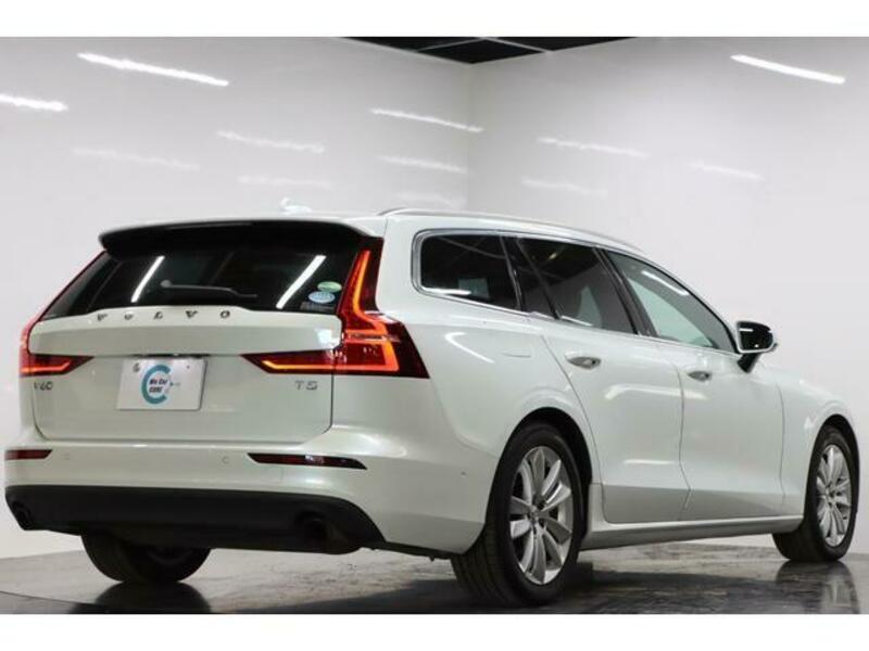 V60