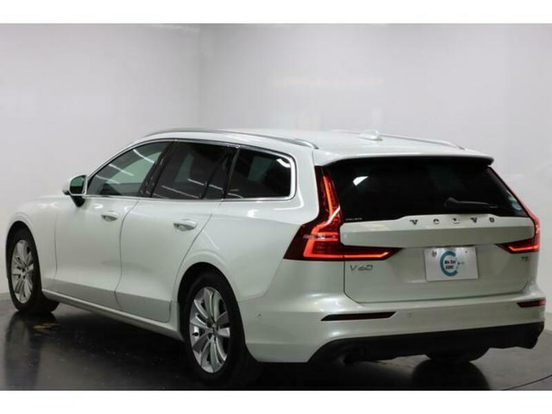V60