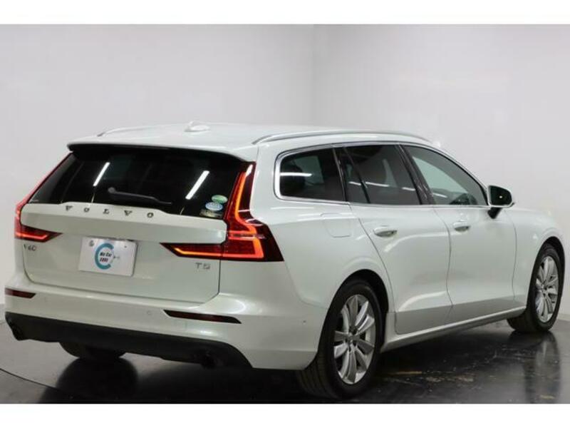 V60