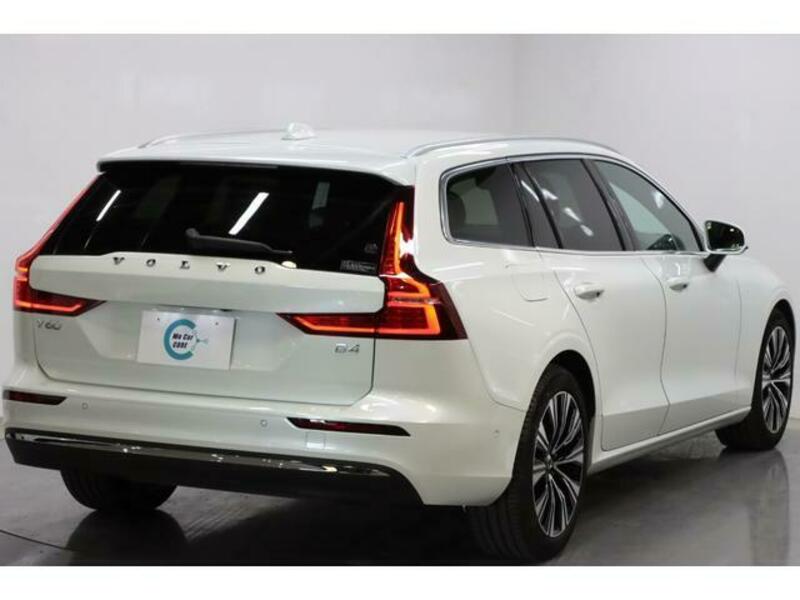 V60