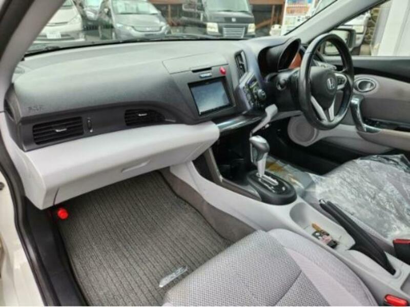 CR-Z