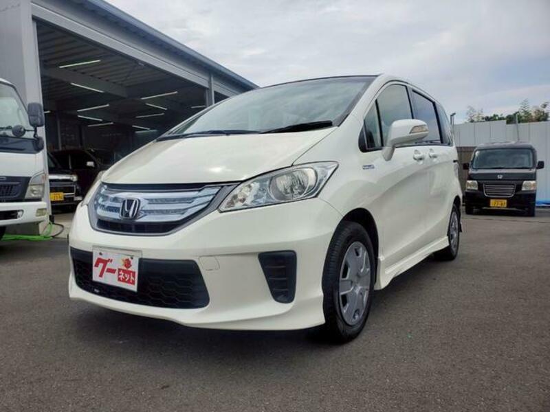 HONDA FREED HYBRID