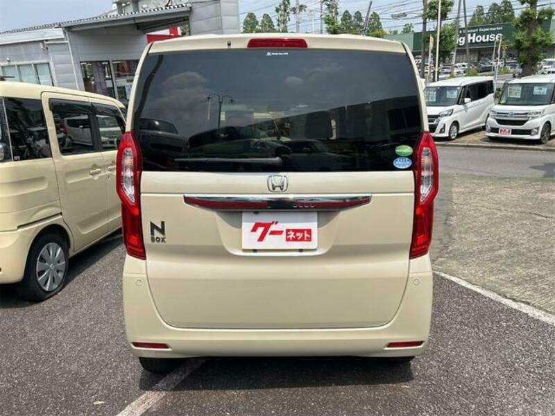 N BOX