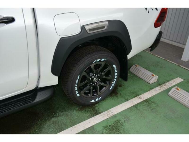 HILUX