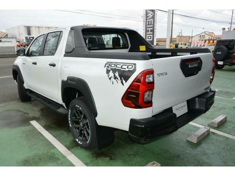 HILUX