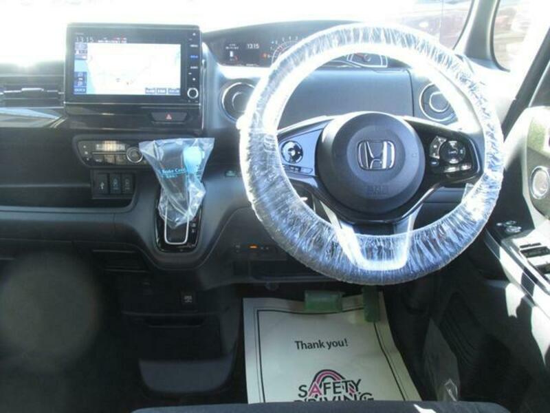 N BOX CUSTOM