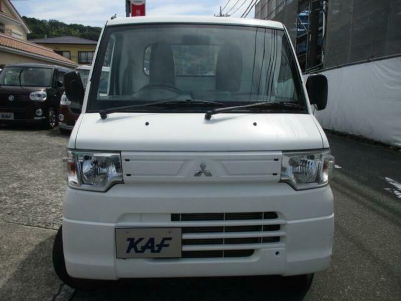 MINICAB TRUCK