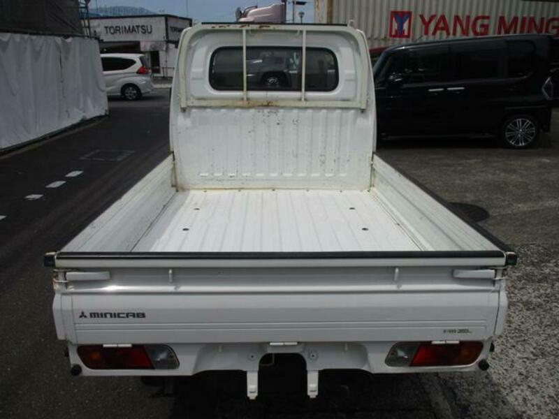 MINICAB TRUCK