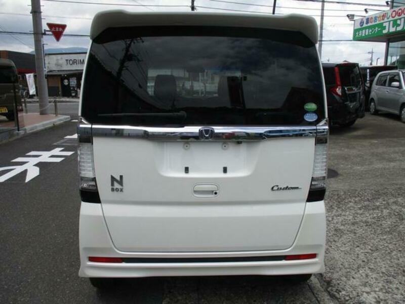 N BOX CUSTOM