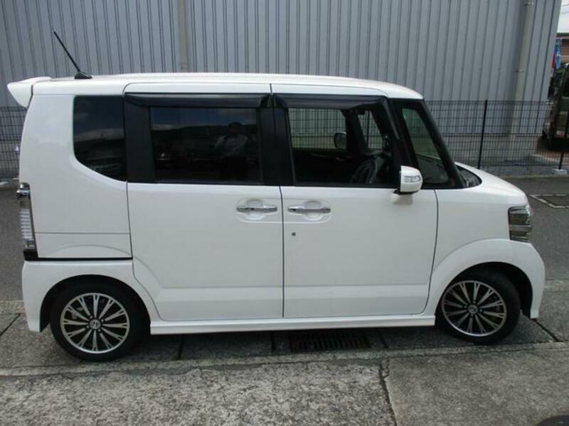 N BOX CUSTOM