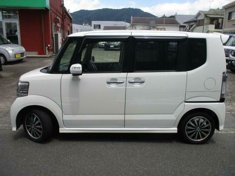 N BOX CUSTOM