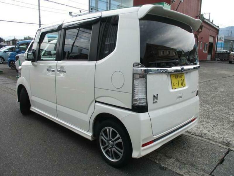 N BOX CUSTOM